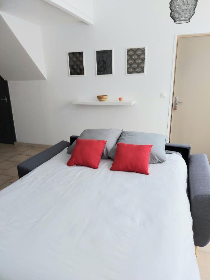 Appart Confort#1, Centre-Ville, Gare A Pieds Proche Commodites Maubeuge Esterno foto